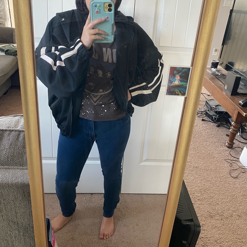 Black and White windbreaker crop jacket